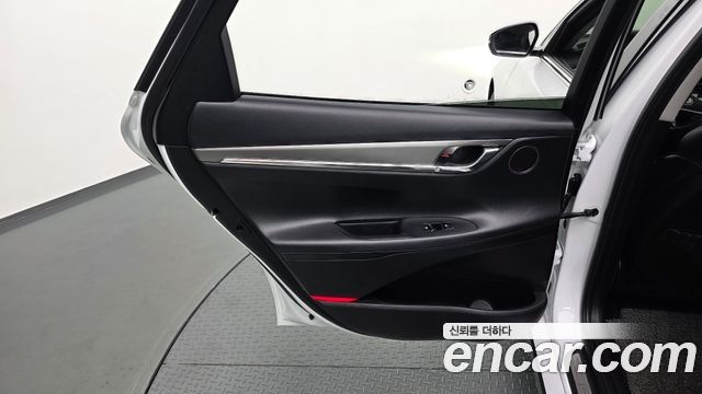 Hyundai Grandeur 2022 — photo 15