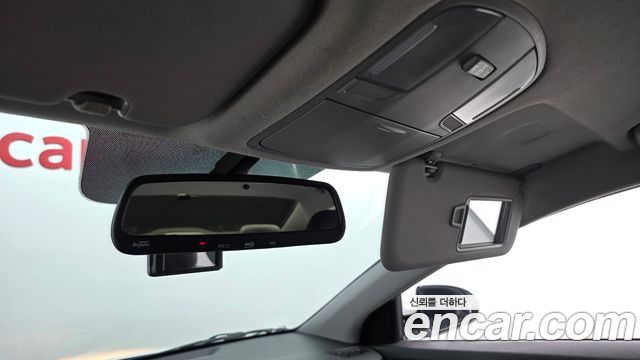 Hyundai AVANTE 2018 — photo 25