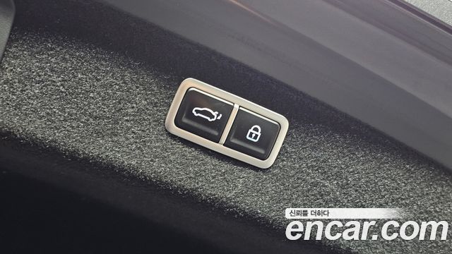 Genesis G80 2022 — photo 19