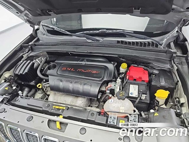 Jeep Renegade 2019 — photo 5