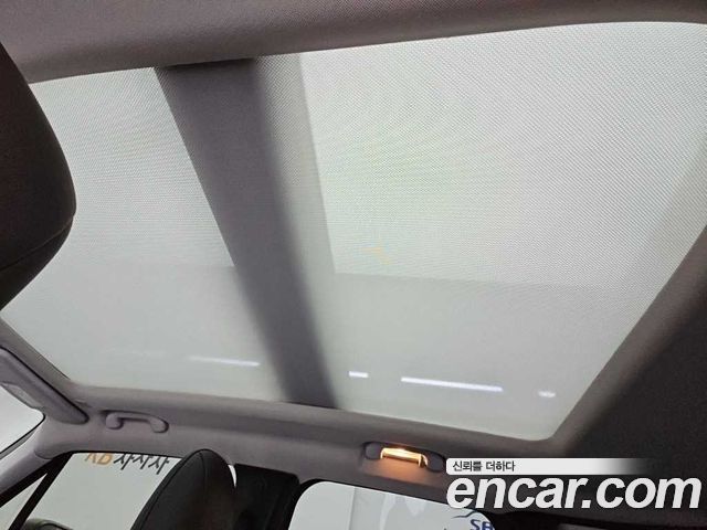 Jeep Renegade 2019 — photo 13