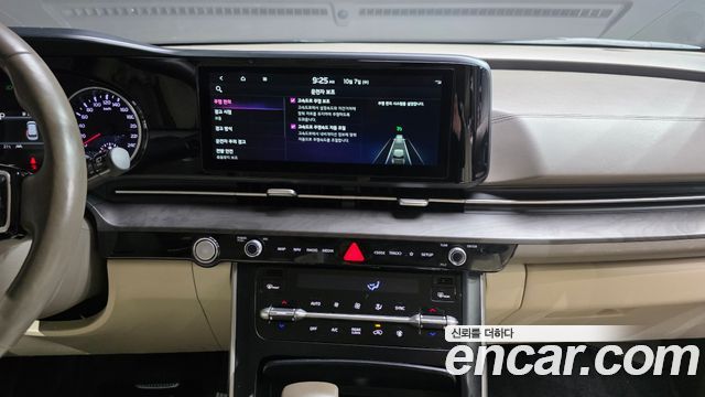 Kia Canival 2022 — photo 18