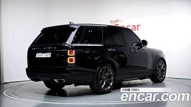 Land Rover Range Rover 2019 — photo 2