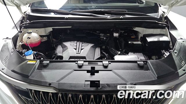 Kia Canival 2023 — photo 6