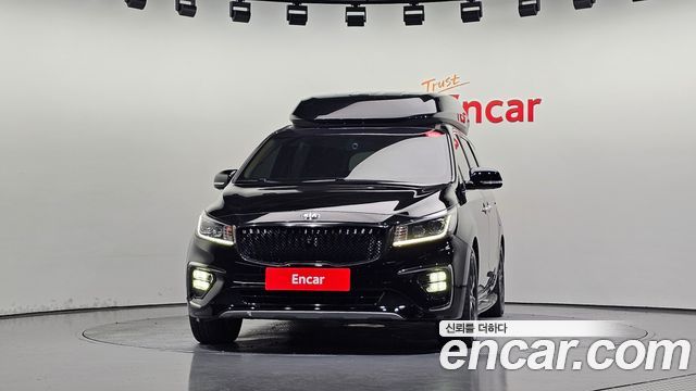 Kia Canival 2019 — photo 3