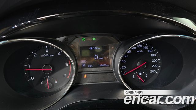 Kia Canival 2019 — photo 8
