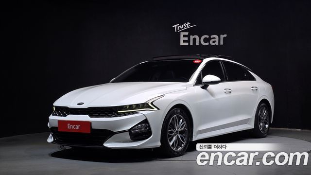 Kia K5 2021 — photo 1