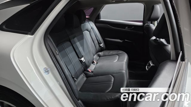 Kia K5 2021 — photo 17