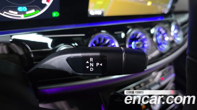 Mercedes-Benz CLS-Class 2019 — photo 12