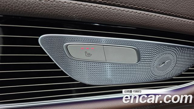 Mercedes-Benz CLS-Class 2019 — photo 22