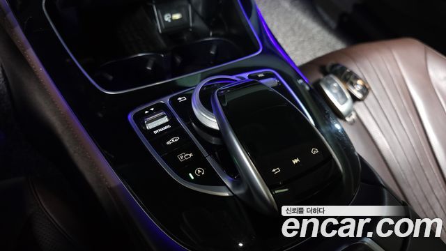 Mercedes-Benz CLS-Class 2019 — photo 35
