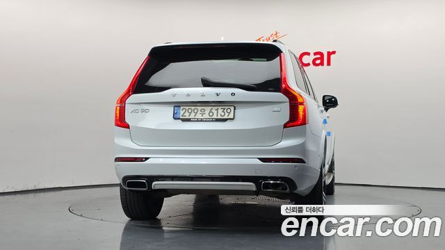 Volvo XC90 2021 — photo 4