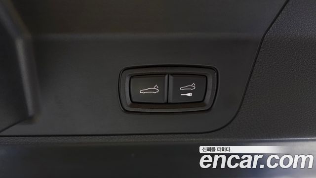 Porsche Panamera 2018 — photo 34