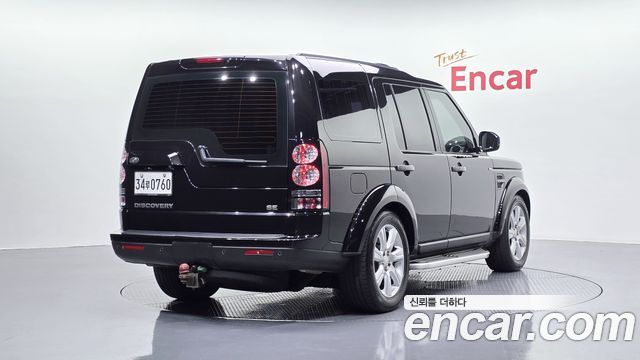 Land Rover Discovery 2016 — photo 2