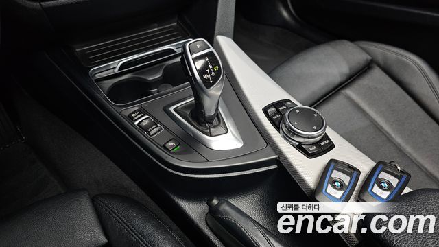 BMW 3-Series 2016 — photo 12