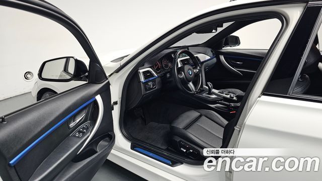 BMW 3-Series 2016 — photo 13