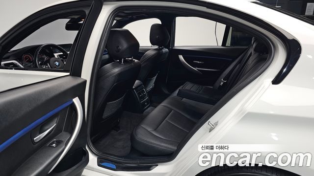 BMW 3-Series 2016 — photo 17