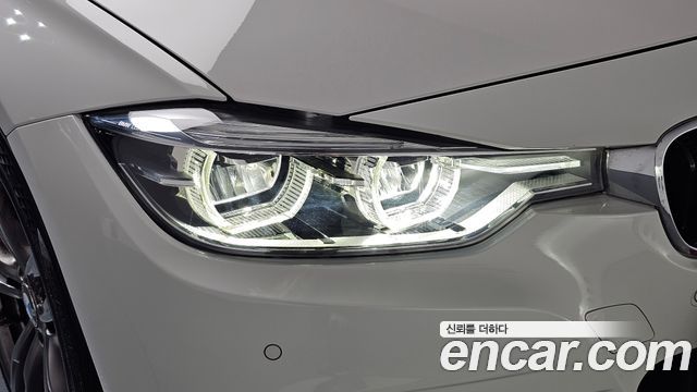 BMW 3-Series 2016 — photo 8