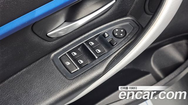 BMW 3-Series 2016 — photo 28