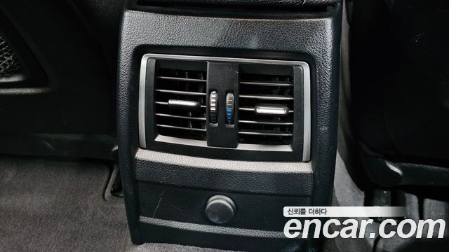 BMW 3-Series 2016 — photo 29
