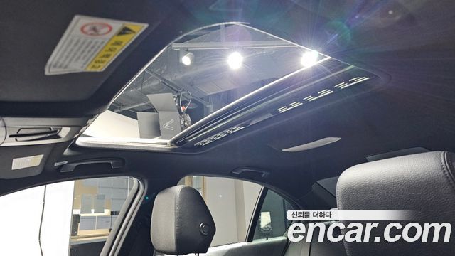 BMW 3-Series 2016 — photo 31