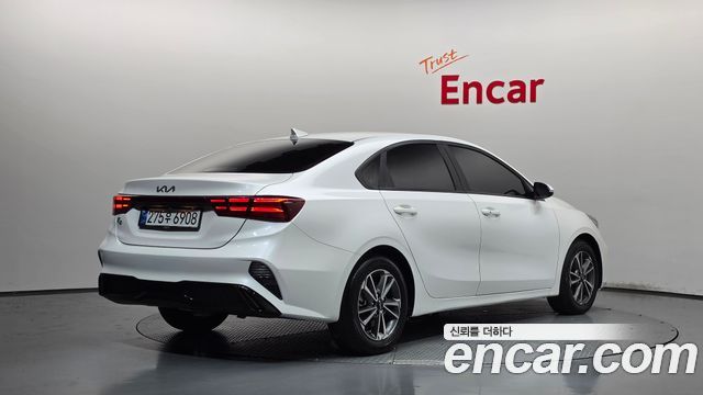 Kia K3 2022 — photo 2