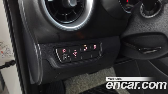 Kia K3 2022 — photo 27