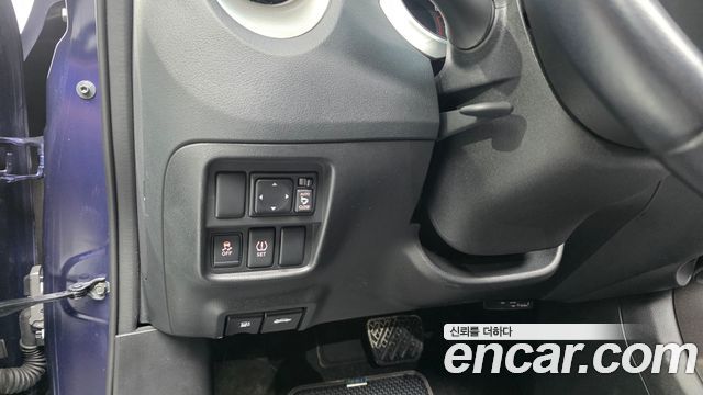Nissan Juke 2017 — photo 16