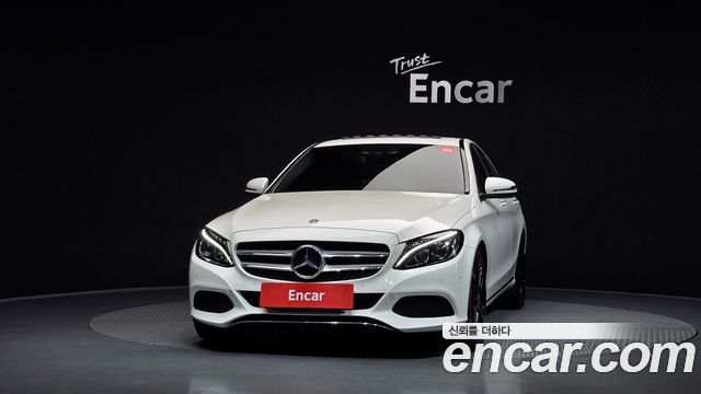 Mercedes-Benz C-Class 2018 — photo 3