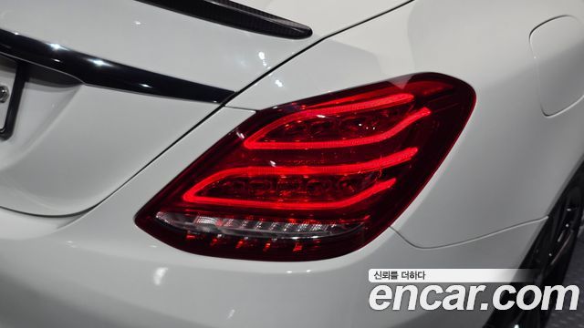 Mercedes-Benz C-Class 2018 — photo 9