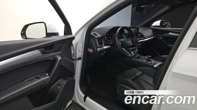 Audi Q5 2020 — photo 13