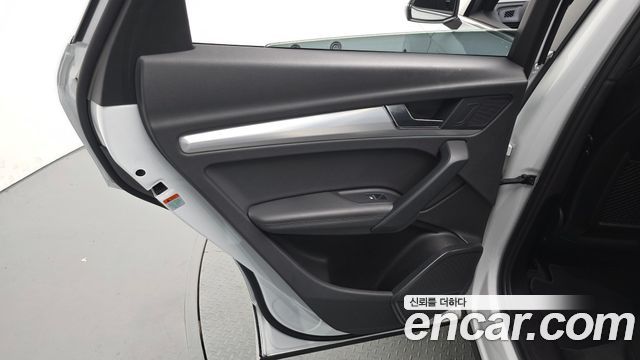 Audi Q5 2020 — photo 15