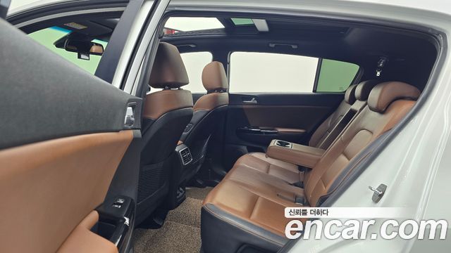 Kia Sportage 2019 — photo 18
