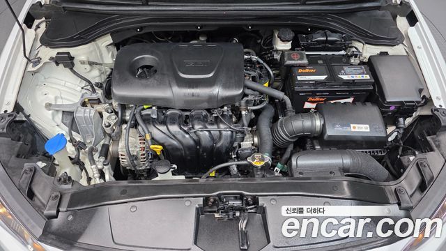 Hyundai AVANTE 2018 — photo 6