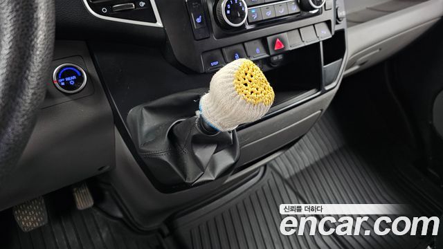 Hyundai Solati 2015 — photo 9