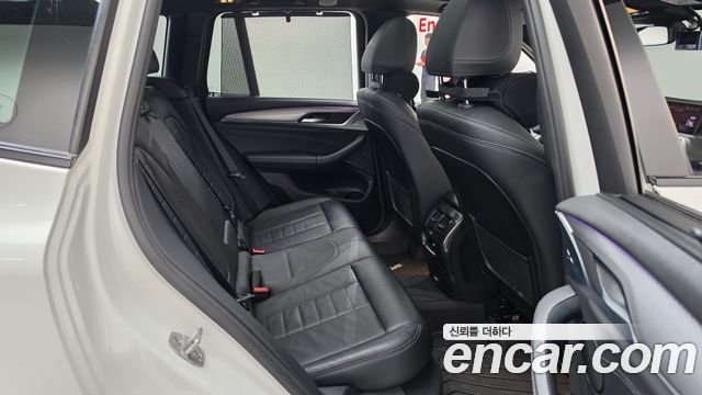 BMW X3 2021 — photo 17