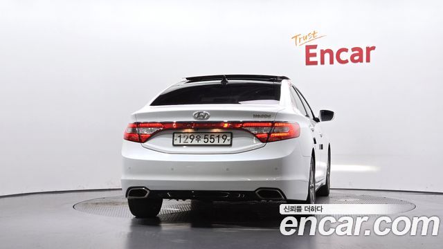 Hyundai Grandeur 2015 — photo 4
