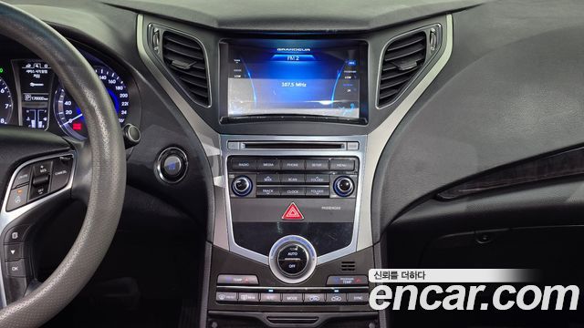 Hyundai Grandeur 2015 — photo 16