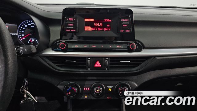 Kia K3 2023 — photo 22