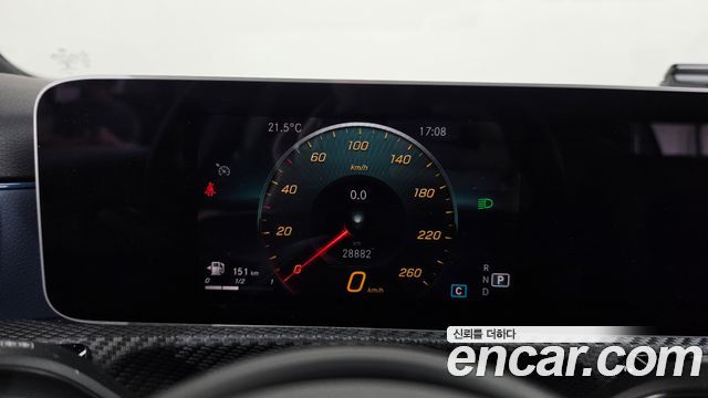 Mercedes-Benz A-Class 2019 — photo 11