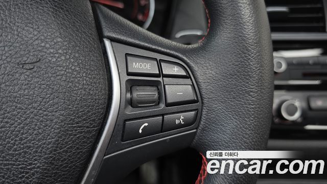 BMW 1-Series 2016 — photo 16