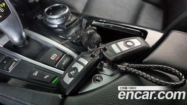 BMW 5-Series 2014 — photo 15