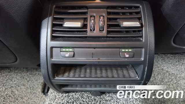 BMW 5-Series 2014 — photo 20