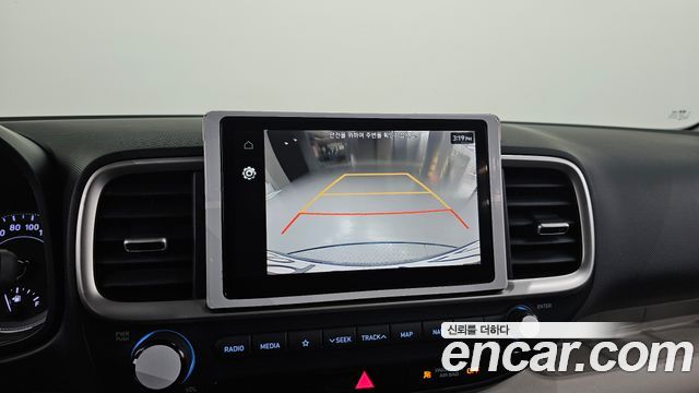 Hyundai Venue 2022 — photo 14