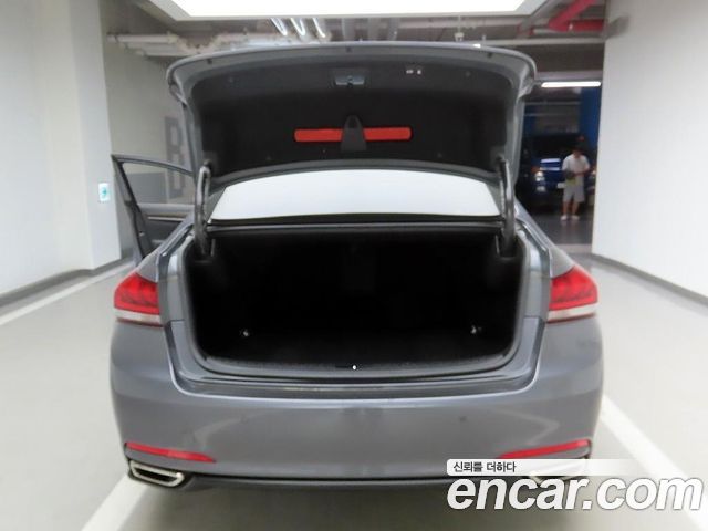 Hyundai Genesis 2016 — photo 2