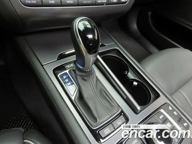 Hyundai Genesis 2016 — photo 7