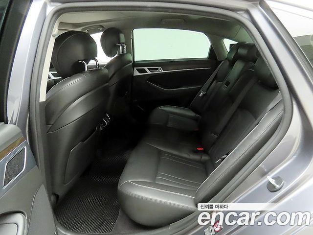 Hyundai Genesis 2016 — photo 10