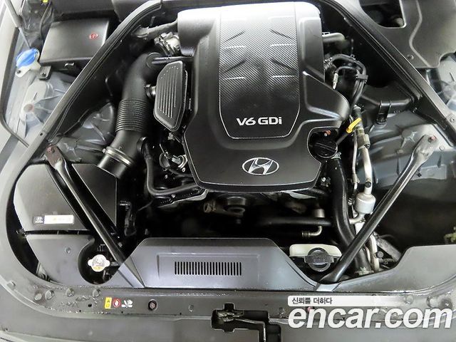 Hyundai Genesis 2016 — photo 17