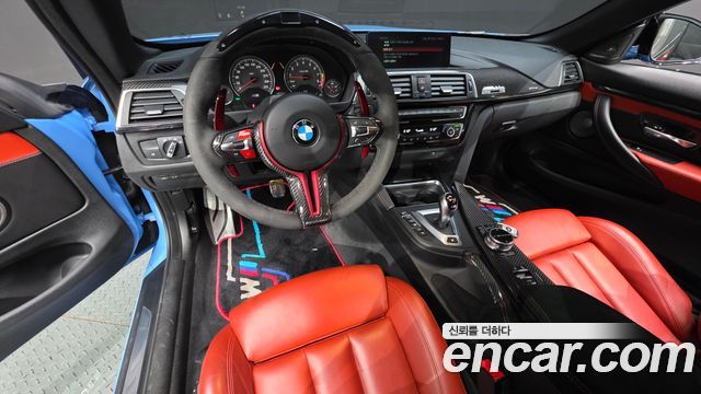 BMW M4 2018 — photo 10