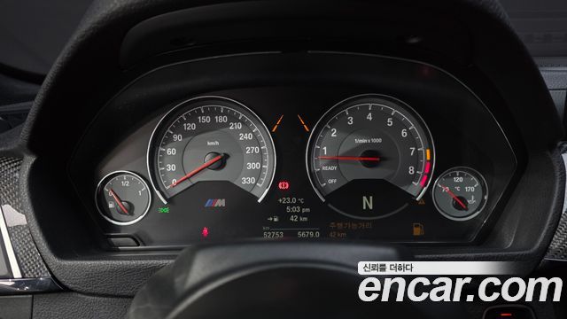 BMW M4 2018 — photo 11